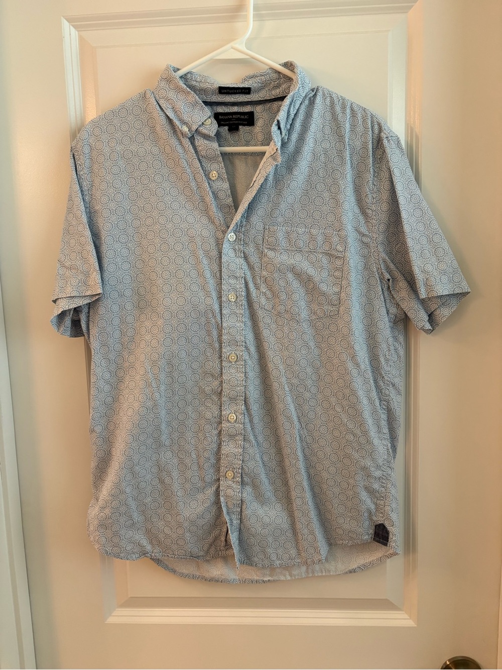 Banana Republic Light Blue Short-Sleeve Button-Down Shirt